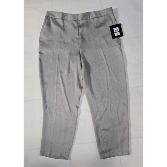 NWT Halston Crinkle Textured Ankle Pants Silver Gray L Stretch Waist | $89 MSRP - Picture 3 of 11